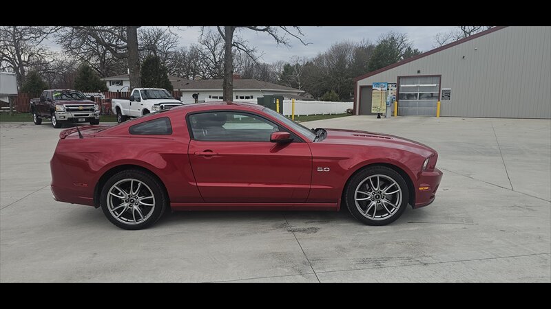 2013 Ford Mustang GT  