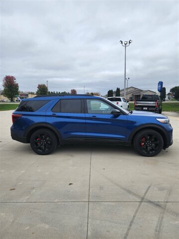 2023 Ford Explorer ST   - Photo 1 - Spring Valley, MN 55975