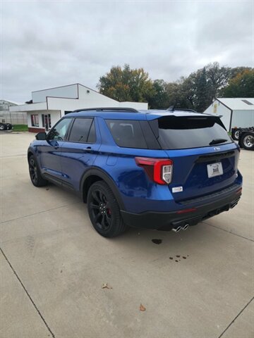 2023 Ford Explorer ST - Photo 8 - Spring Valley, MN 55975
