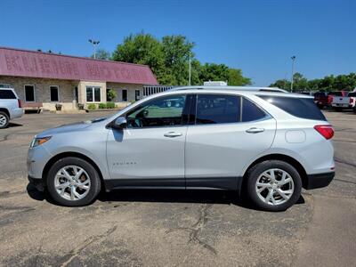 2020 Chevrolet Equinox LT   - Photo 2 - Spring Valley, MN 55975