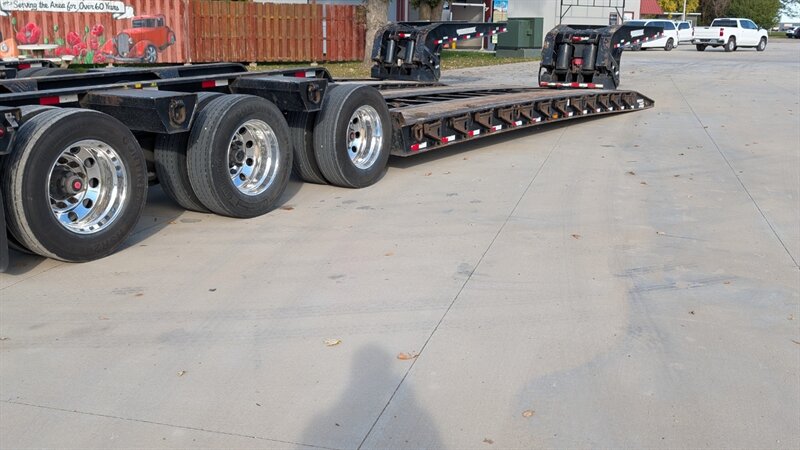 2014 Towmaster RGN Unit 538 - Photo 4 - Spring Valley, MN 55975