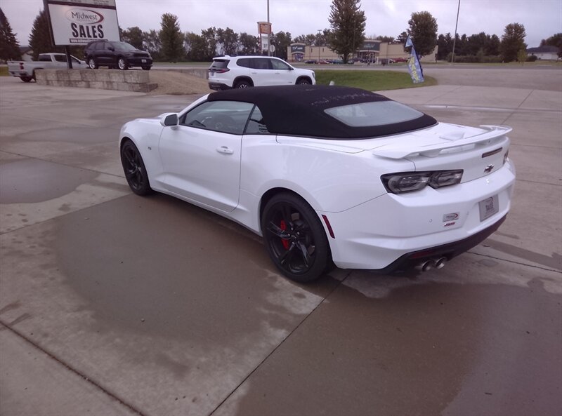2023 Chevrolet Camaro SS - Photo 11 - Spring Valley, MN 55975