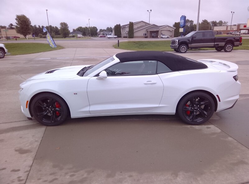 2023 Chevrolet Camaro SS - Photo 4 - Spring Valley, MN 55975
