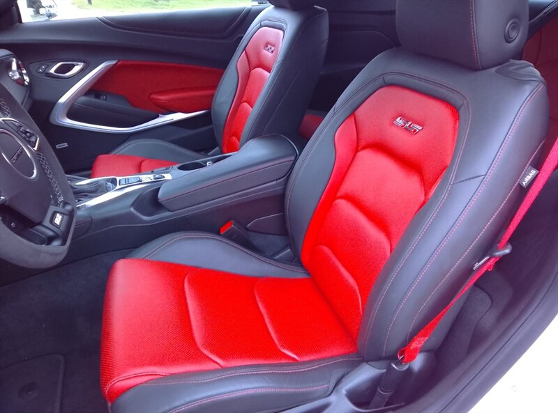 2023 Chevrolet Camaro SS - Photo 12 - Spring Valley, MN 55975