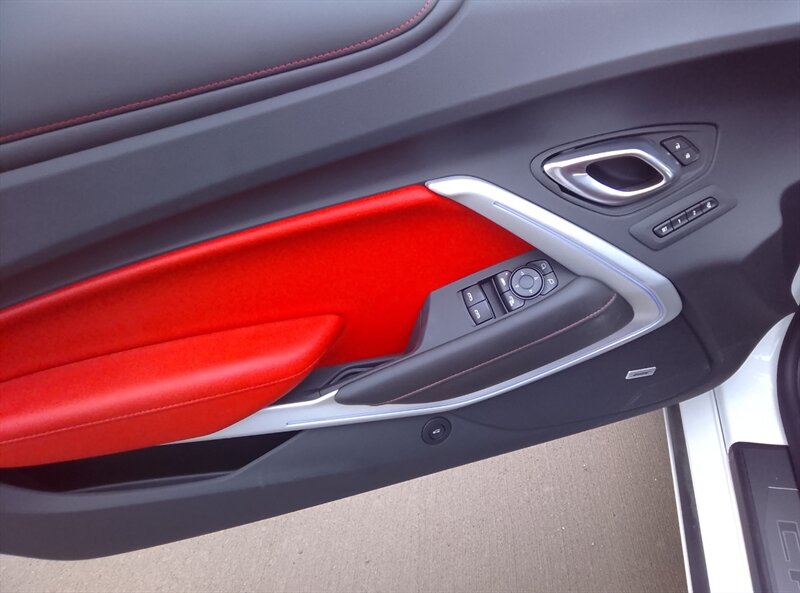 2023 Chevrolet Camaro SS - Photo 14 - Spring Valley, MN 55975