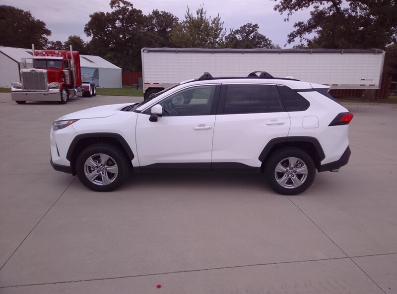 2025 Toyota RAV4 XLE - Photo 4 - Spring Valley, MN 55975