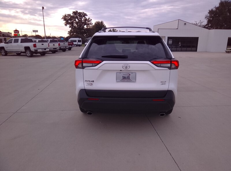 2025 Toyota RAV4 XLE - Photo 7 - Spring Valley, MN 55975