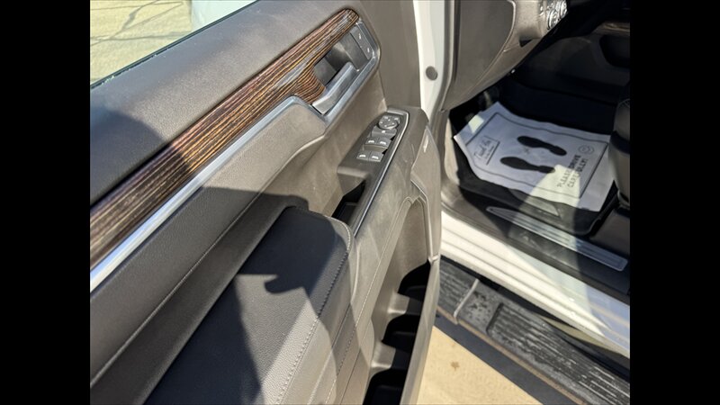 2025 GMC Sierra 1500 Elevation - Photo 6 - Spring Valley, MN 55975