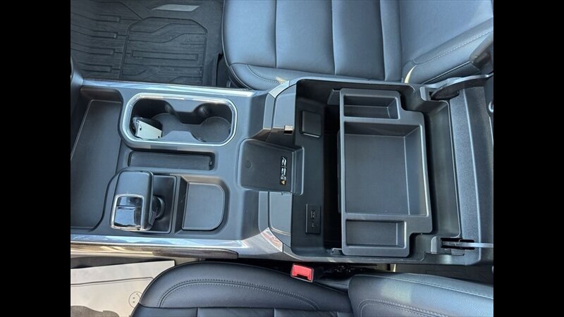 2025 GMC Sierra 1500 Elevation - Photo 13 - Spring Valley, MN 55975