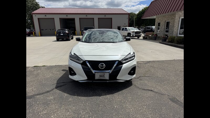 2021 Nissan Maxima 3.5 Platinum - Photo 4 - Spring Valley, MN 55975
