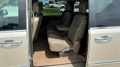 2015 Chrysler Town & Country Touring-L   - Photo 30 - Spring Valley, MN 55975