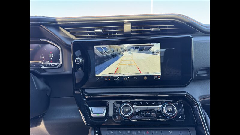 2024 GMC Sierra 1500 AT4 - Photo 12 - Spring Valley, MN 55975