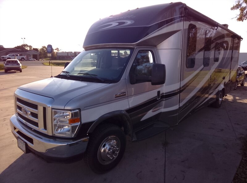 2015 FOREST RIVER SUNSEEKER MH - Photo 3 - Spring Valley, MN 55975