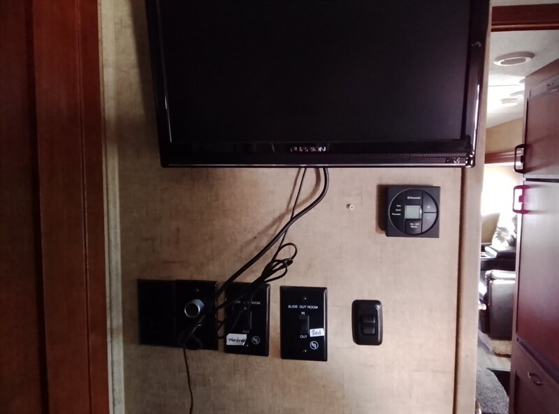 2015 FOREST RIVER SUNSEEKER MH - Photo 37 - Spring Valley, MN 55975
