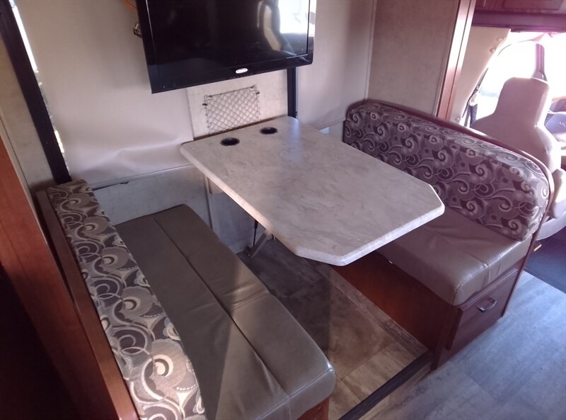 2015 FOREST RIVER SUNSEEKER MH - Photo 22 - Spring Valley, MN 55975