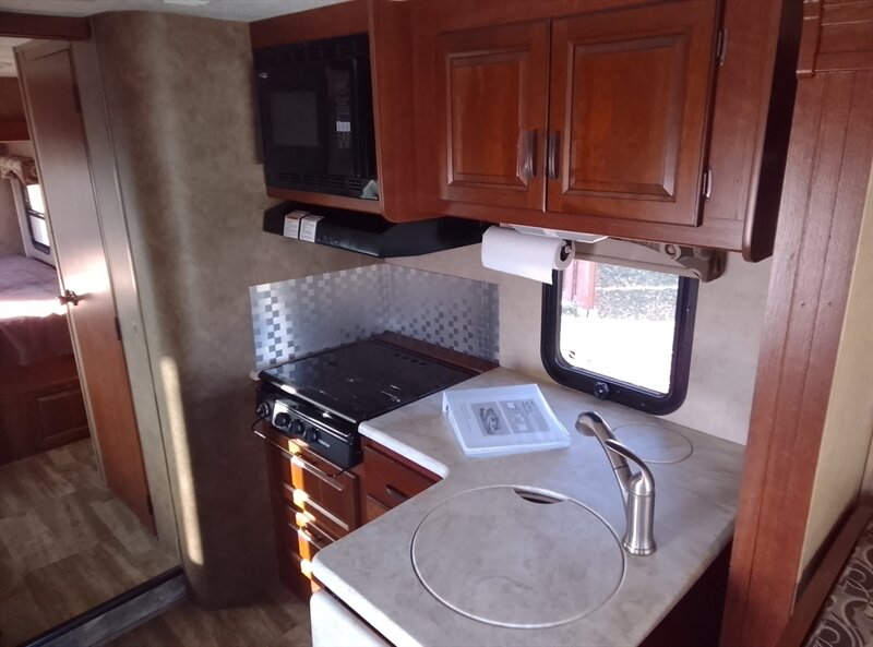 2015 FOREST RIVER SUNSEEKER MH - Photo 24 - Spring Valley, MN 55975