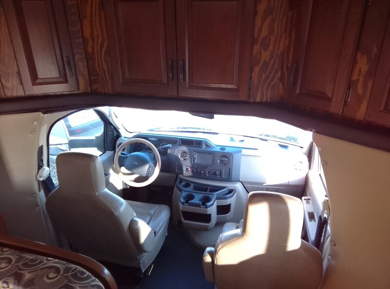 2015 FOREST RIVER SUNSEEKER MH - Photo 19 - Spring Valley, MN 55975