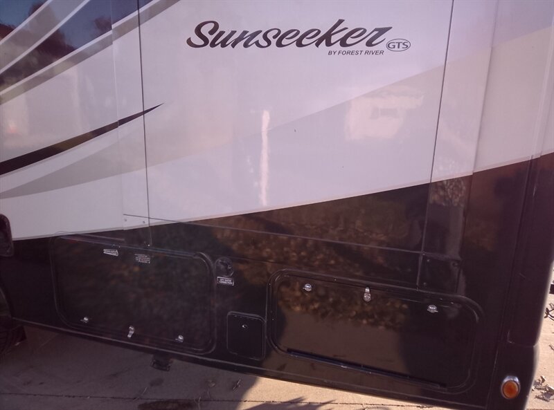 2015 FOREST RIVER SUNSEEKER MH - Photo 7 - Spring Valley, MN 55975