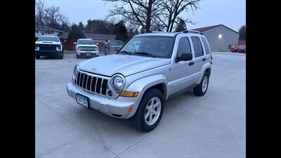 2005 Jeep Liberty Limited   - Photo 5 - Spring Valley, MN 55975