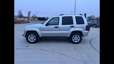 2005 Jeep Liberty Limited   - Photo 2 - Spring Valley, MN 55975