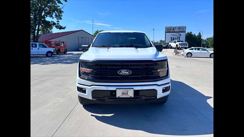 2024 Ford F-150 XLT - Photo 4 - Spring Valley, MN 55975