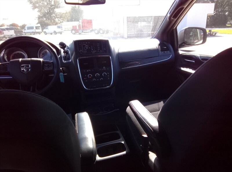 2018 Dodge Grand Caravan SE Plus - Photo 17 - Spring Valley, MN 55975