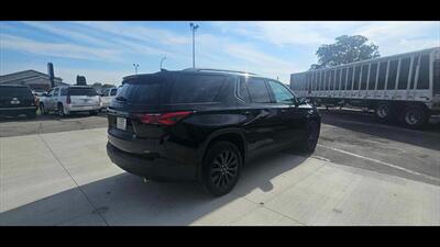 2022 Chevrolet Traverse RS   - Photo 4 - Spring Valley, MN 55975