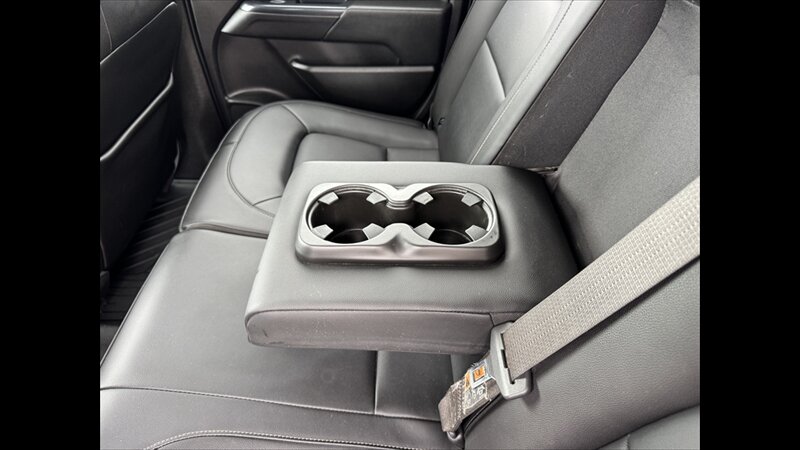 2021 Chevrolet Colorado ZR2 - Photo 20 - Spring Valley, MN 55975