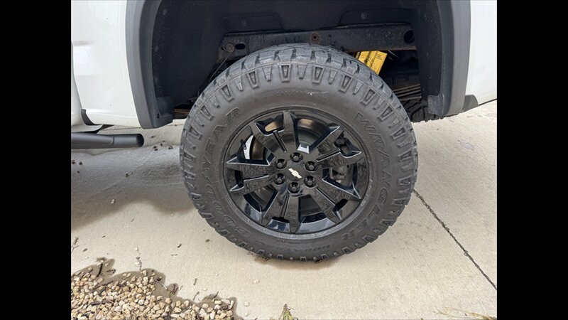 2021 Chevrolet Colorado ZR2 - Photo 22 - Spring Valley, MN 55975