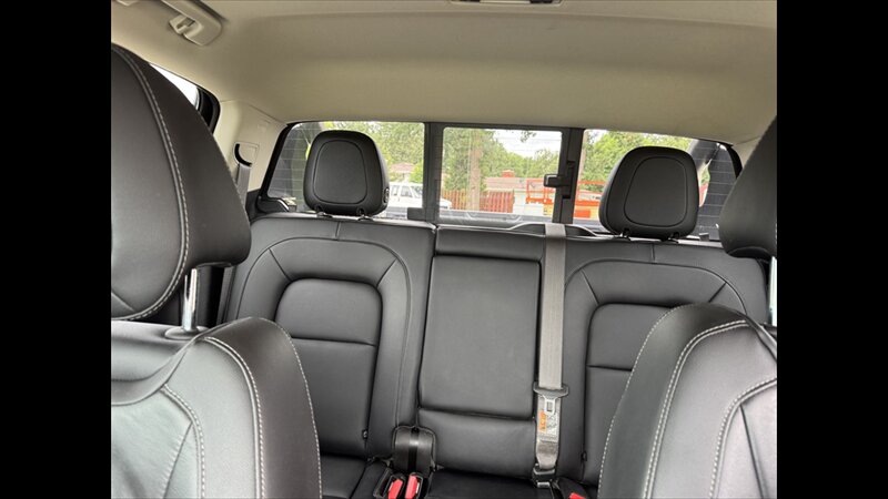 2021 Chevrolet Colorado ZR2 - Photo 17 - Spring Valley, MN 55975