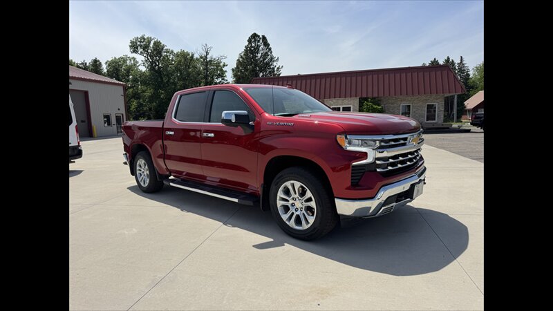 2024 Chevrolet Silverado 1500 LTZ  
