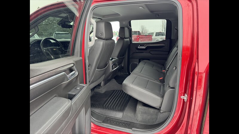 2024 Chevrolet Silverado 1500 LTZ - Photo 16 - Spring Valley, MN 55975