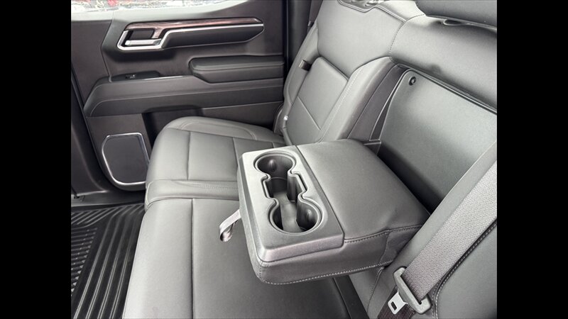 2024 Chevrolet Silverado 1500 LTZ - Photo 17 - Spring Valley, MN 55975