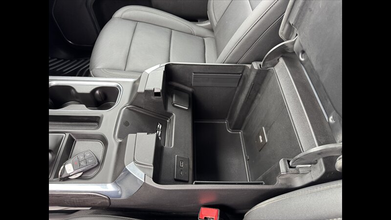 2024 Chevrolet Silverado 1500 LTZ - Photo 13 - Spring Valley, MN 55975