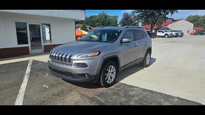 2015 Jeep Cherokee North   - Photo 3 - Spring Valley, MN 55975