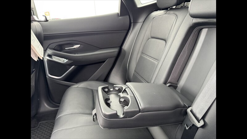 2020 Jaguar E-PACE P250 SE - Photo 21 - Spring Valley, MN 55975