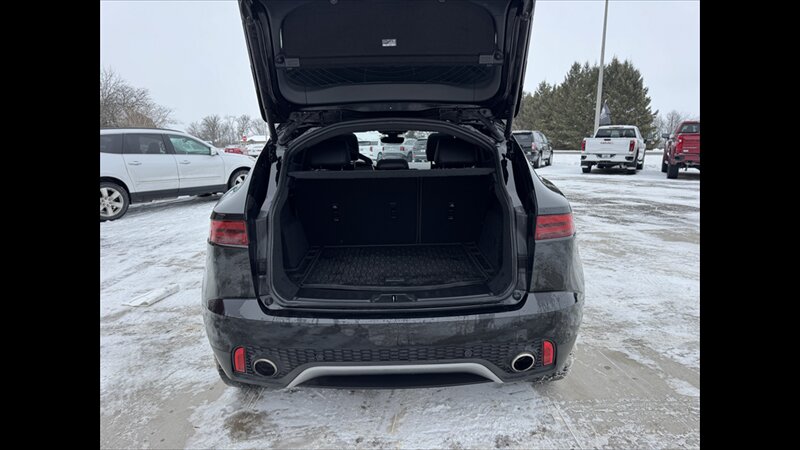 2020 Jaguar E-PACE P250 SE - Photo 22 - Spring Valley, MN 55975