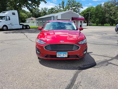 2020 Ford Fusion SE   - Photo 7 - Spring Valley, MN 55975