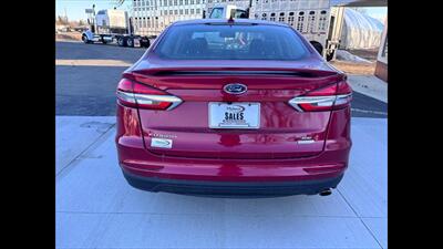 2020 Ford Fusion SE   - Photo 8 - Spring Valley, MN 55975