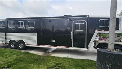 2007 FEATHERLITE HORSE TRAILER  8547 - Photo 19 - Spring Valley, MN 55975