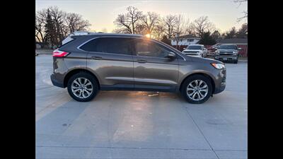 2019 Ford Edge Titanium   - Photo 6 - Spring Valley, MN 55975