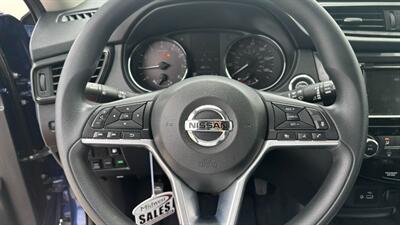 2019 Nissan Rogue SV   - Photo 19 - Spring Valley, MN 55975