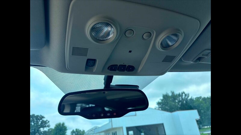 2016 Chevrolet Traverse LTZ - Photo 33 - Spring Valley, MN 55975
