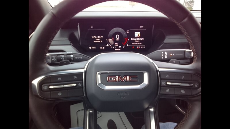2025 GMC Acadia AT4 - Photo 18 - Spring Valley, MN 55975