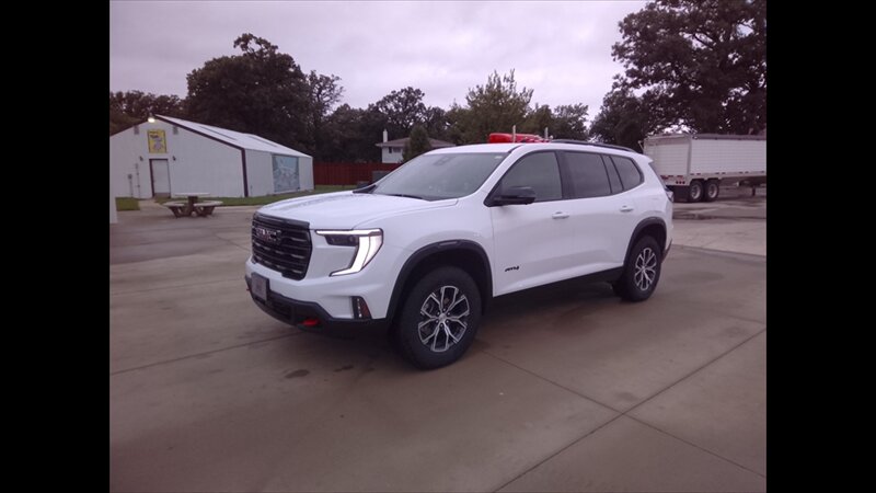 2025 GMC Acadia AT4 - Photo 8 - Spring Valley, MN 55975