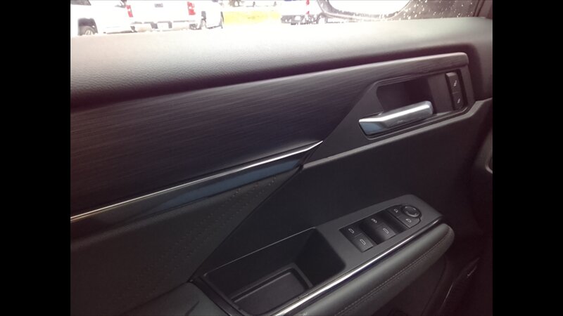 2025 GMC Acadia AT4 - Photo 9 - Spring Valley, MN 55975