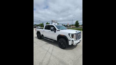 2024 GMC Sierra 3500 DENALI Truck