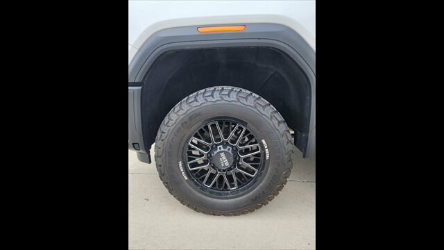 2024 GMC Sierra 3500 DENALI - Photo 38 - Spring Valley, MN 55975