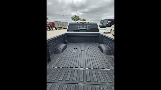 2024 GMC Sierra 3500 DENALI - Photo 12 - Spring Valley, MN 55975