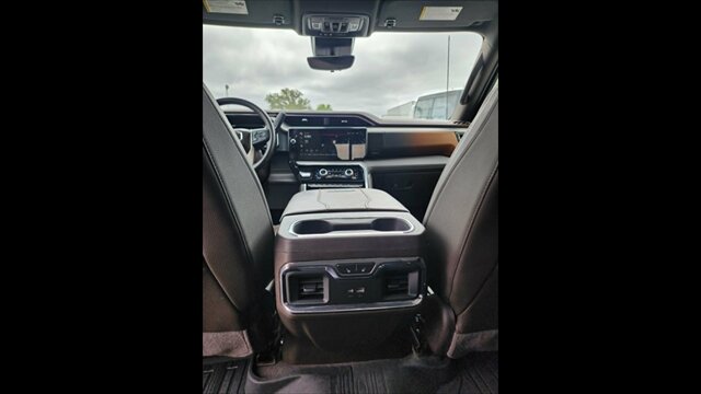 2024 GMC Sierra 3500 DENALI - Photo 28 - Spring Valley, MN 55975